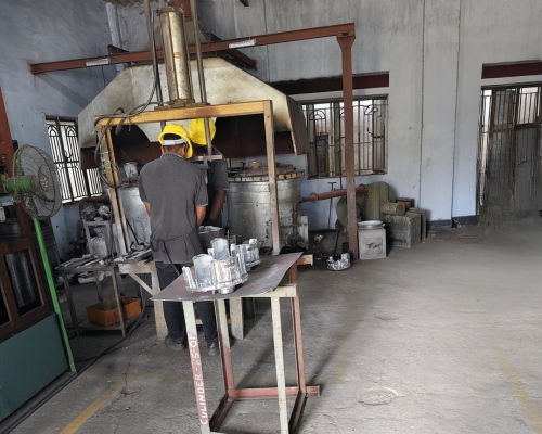 casting-pouring-area